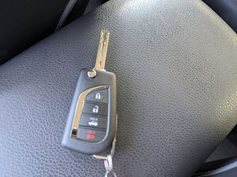Certified 2023 Toyota Camry SE FWD image 27