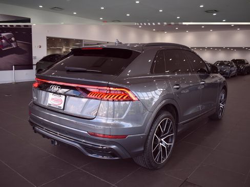 Used 2020 Audi Q8 Premium Plus w/ Premium Plus Package AWD/4WD image 7