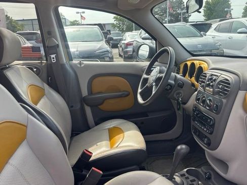 Used 2002 Chrysler PT Cruiser Limited FWD image 14