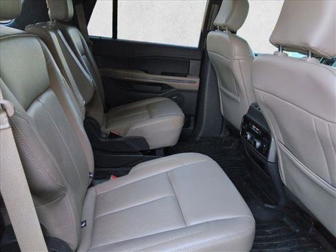 Used 2020 Ford Expedition XLT w/ Equipment Group 202A image 20