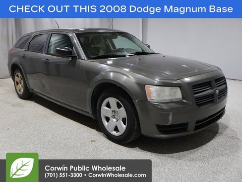 Used 2008 Dodge Magnum SE RWD image 1