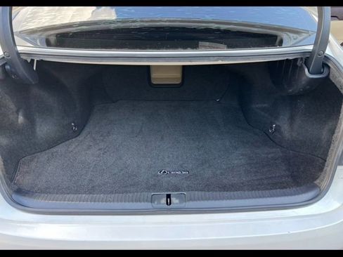 Used 2016 Lexus ES 350 w/ Luxury Package w/Wood Trim FWD image 6