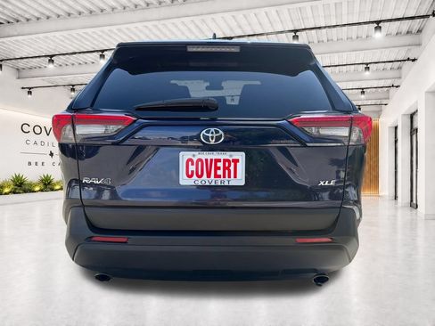 Used 2024 Toyota RAV4 XLE FWD image 10