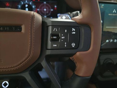 New 2026 Land Rover Defender 110 OCTA AWD/4WD image 18