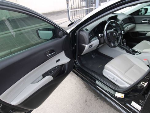 Used 2017 Acura ILX image 14
