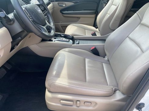 Used 2022 Honda Pilot Touring image 34