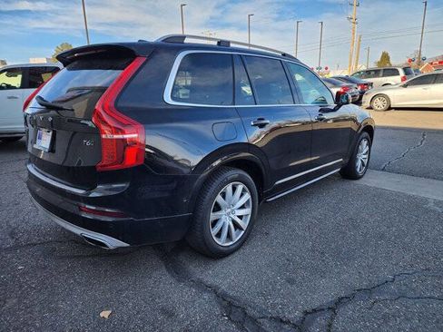 Used 2018 Volvo XC90 T6 Momentum w/ Convenience Package image 7