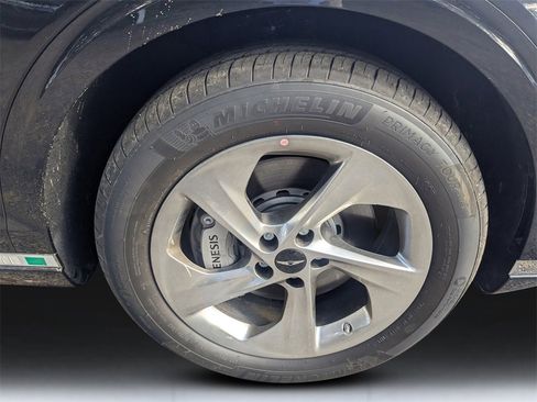 New 2026 Genesis GV70 2.5T Select image 9