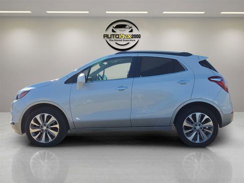 Used 2020 Buick Encore Preferred w/ Safety Package image 4