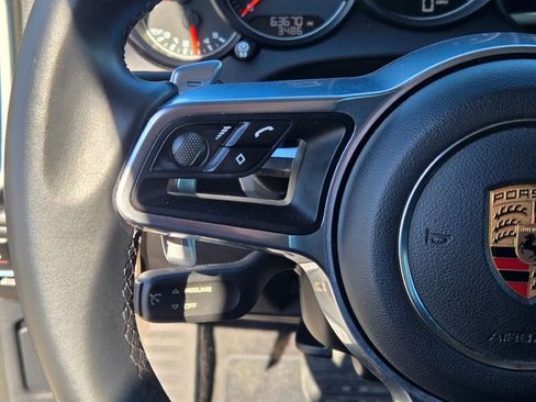 Used 2018 Porsche Cayenne image 31