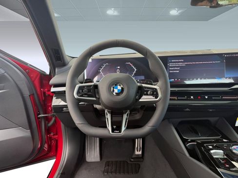 Used 2026 BMW 530i w/ M Sport Package RWD image 25