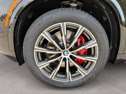 New 2026 BMW X5 xDrive40i w/ M Sport Package AWD/4WD image 14