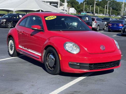 Used 2014 Volkswagen Beetle 2.5 FWD image 2