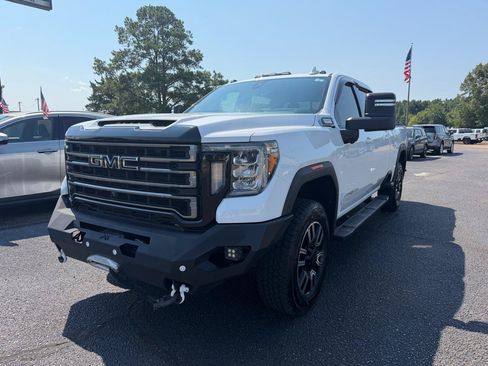 Used 2020 GMC Sierra 2500 AT4 w/ AT4 Premium Package AWD/4WD image 2
