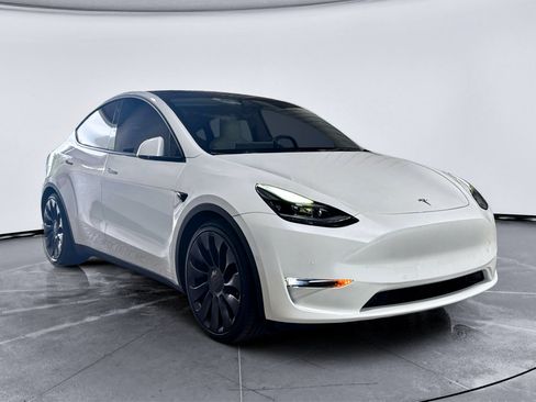 Used 2022 Tesla Model Y Performance AWD/4WD image 4