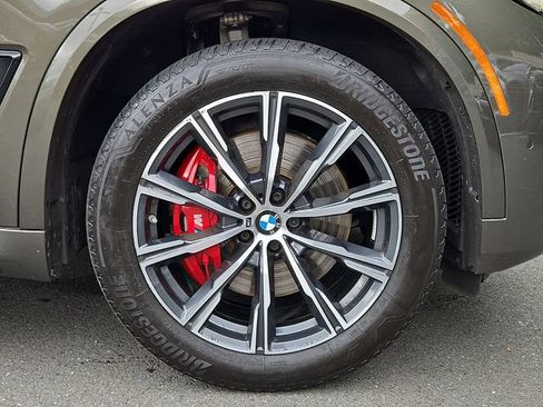 Used 2023 BMW X5 xDrive40i w/ M Sport Package AWD/4WD image 8