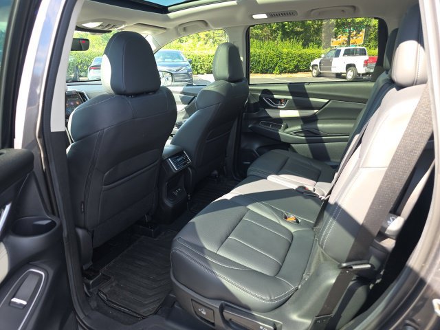 Used 2020 Subaru Ascent Limited w/ Technology Package AWD/4WD image 16