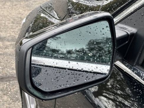 Used 2023 Chevrolet Malibu LT image 54