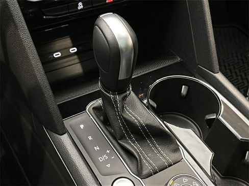 Used 2022 Volkswagen Atlas SE image 27