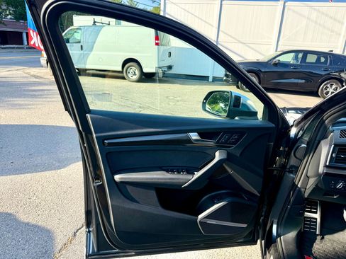 Used 2021 Audi SQ5 Premium Plus w/ Premium Plus Package image 14