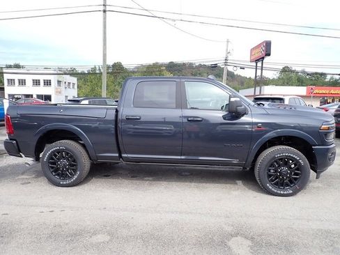 New 2026 RAM 2500 Limited image 8