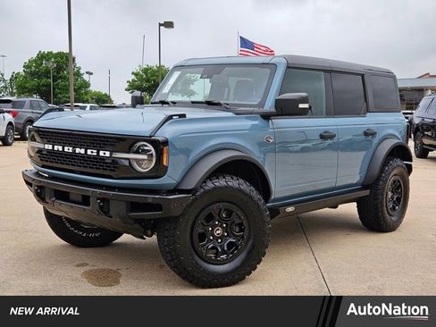 Used 2022 Ford Bronco Wildtrak image 1