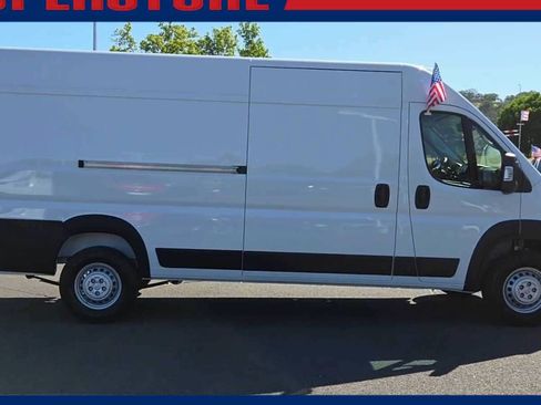 New 2026 RAM ProMaster 3500 w/ Convenience Group FWD image 9