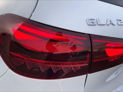 Used 2026 Mercedes-Benz GLA 250 GLA 250 image 24