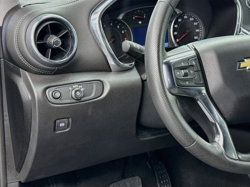 Used 2025 Chevrolet Blazer LT FWD image 16