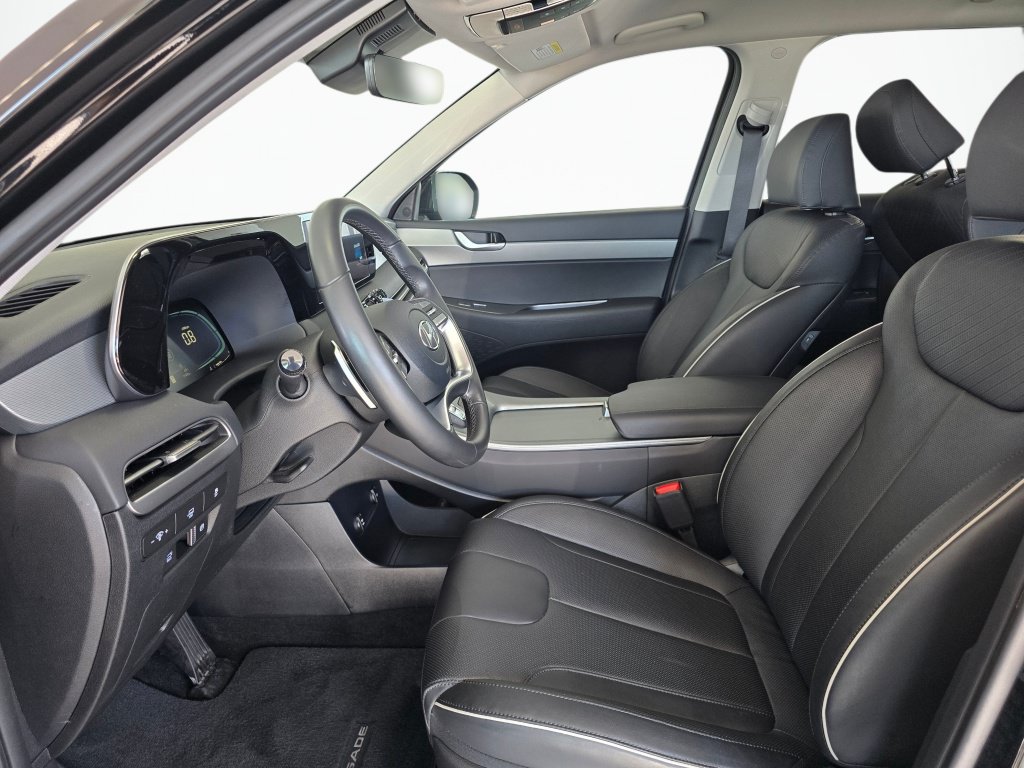 Used 2025 Hyundai Palisade SEL AWD/4WD image 17