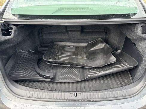 Used 2013 Toyota Avalon XLE Touring image 21