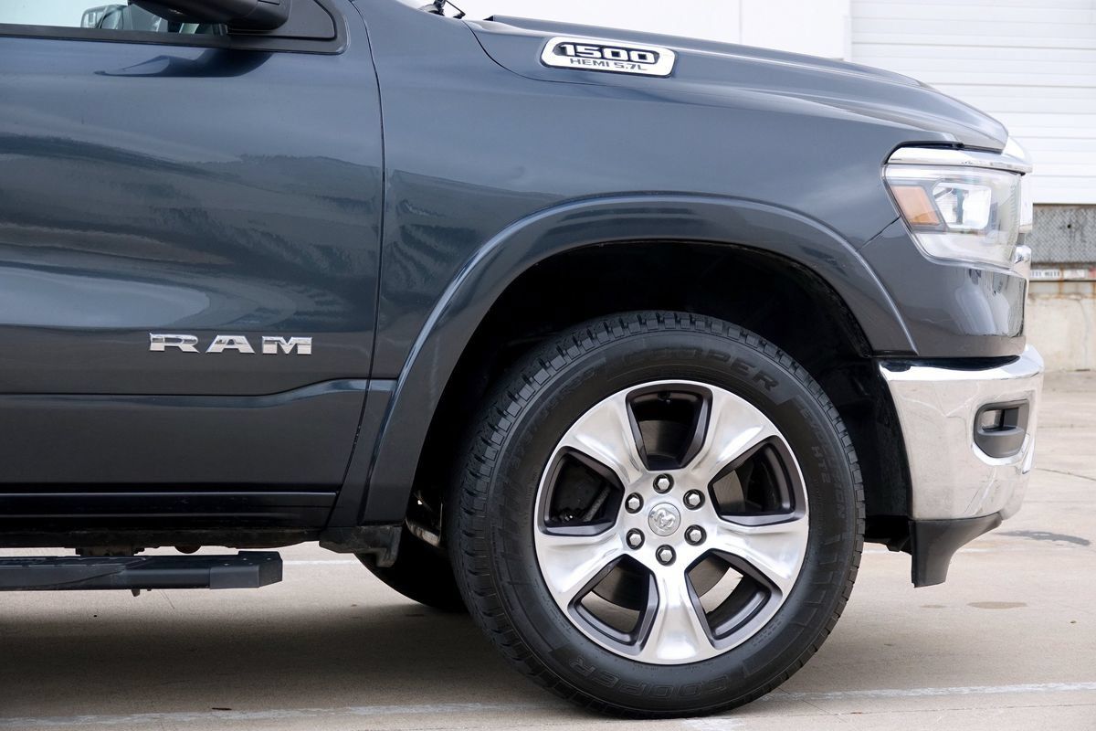 Used 2019 RAM 1500 Laramie AWD/4WD image 28