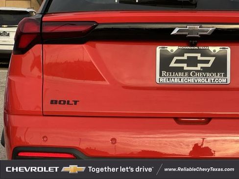 New 2027 Chevrolet Bolt RS w/ Technology Package image 6