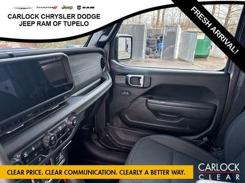 Used 2025 Jeep Wrangler Unlimited Rubicon 4xe w/ Convenience Group image 25