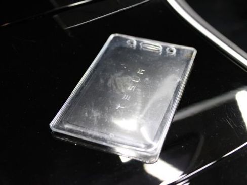 Used 2018 Tesla Model 3 Long Range image 11