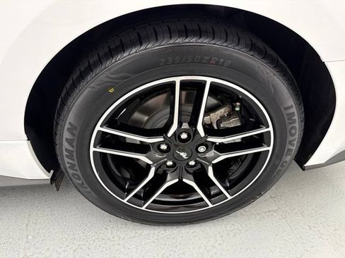 Used 2021 Ford Mustang GT Premium w/ Enhanced Security Package RWD image 7