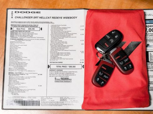 Used 2019 Dodge Challenger SRT Hellcat Redeye image 49