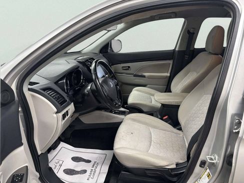 Used 2021 Mitsubishi Outlander Sport SE AWD/4WD image 14
