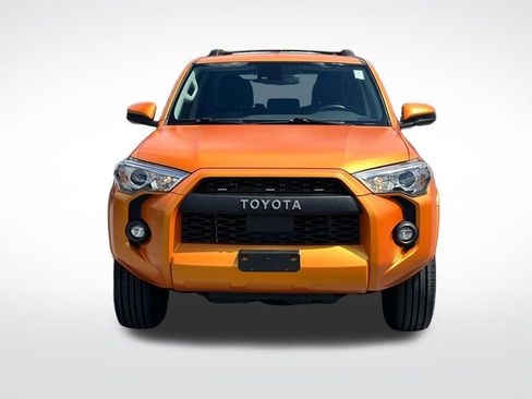 Used 2022 Toyota 4Runner SR5 image 9