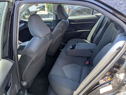 Used 2019 Toyota Camry LE FWD image 28