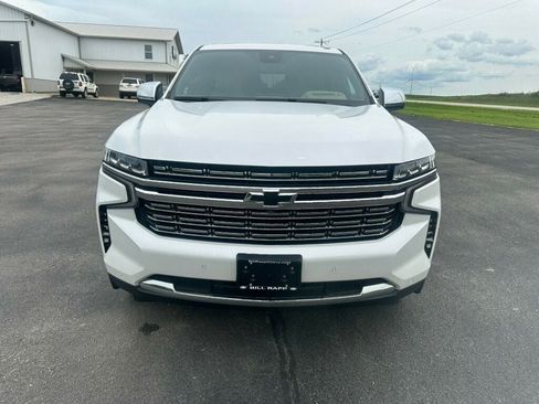 Used 2023 Chevrolet Tahoe Premier w/ Premium Package AWD/4WD image 6