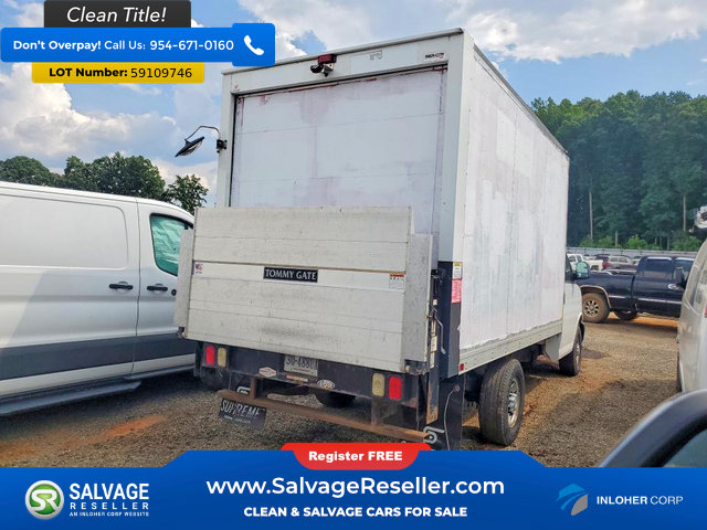 Used 2021 Chevrolet Express 3500 RWD image 4