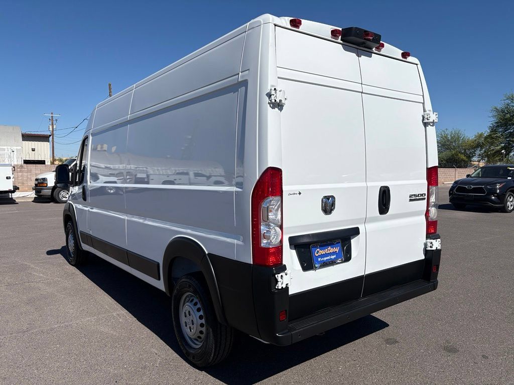 New 2026 RAM ProMaster 2500 w/ Quick Order Package 22G SLT FWD image 6