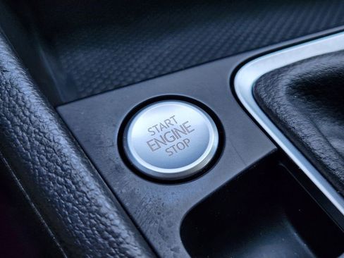 Used 2024 Volkswagen Jetta SE image 22