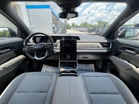 New 2026 GMC Terrain Elevation FWD image 2
