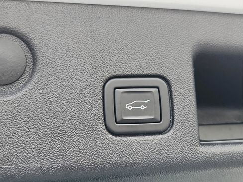 Used 2024 Chevrolet Equinox RS w/ RS Leather Package image 30