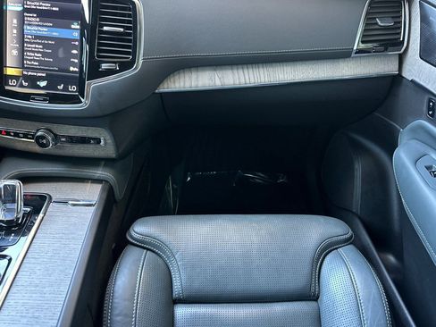 Used 2021 Volvo XC90 T8 Inscription w/ Advanced Package image 32