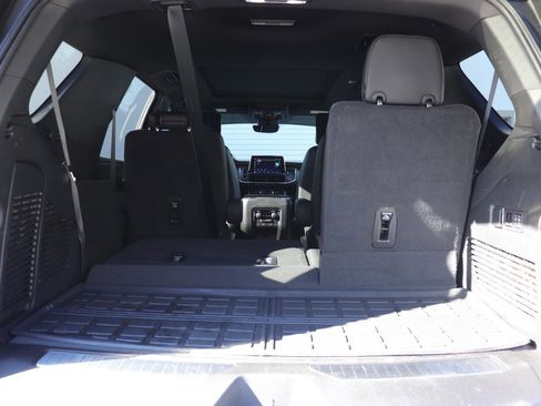 Used 2024 Chevrolet Tahoe High Country image 17