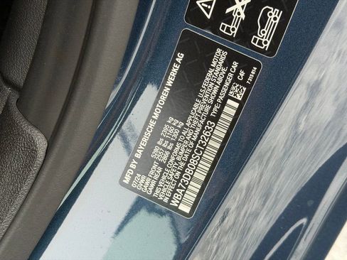 Certified 2025 BMW 440i xDrive Convertible w/ Premium Package image 29