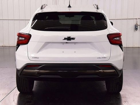 New 2025 Chevrolet Trax ACTIV image 6